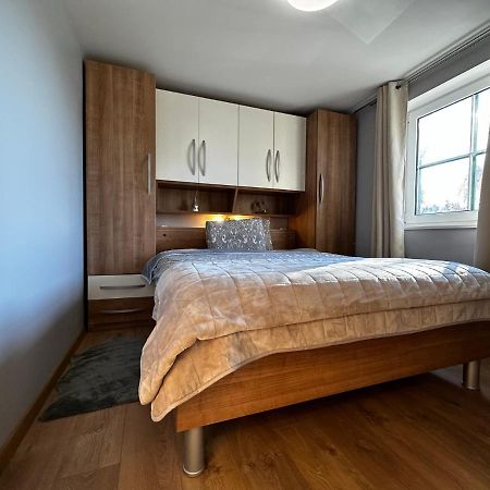 Apartman Veronika Vrsi Bagian luar foto