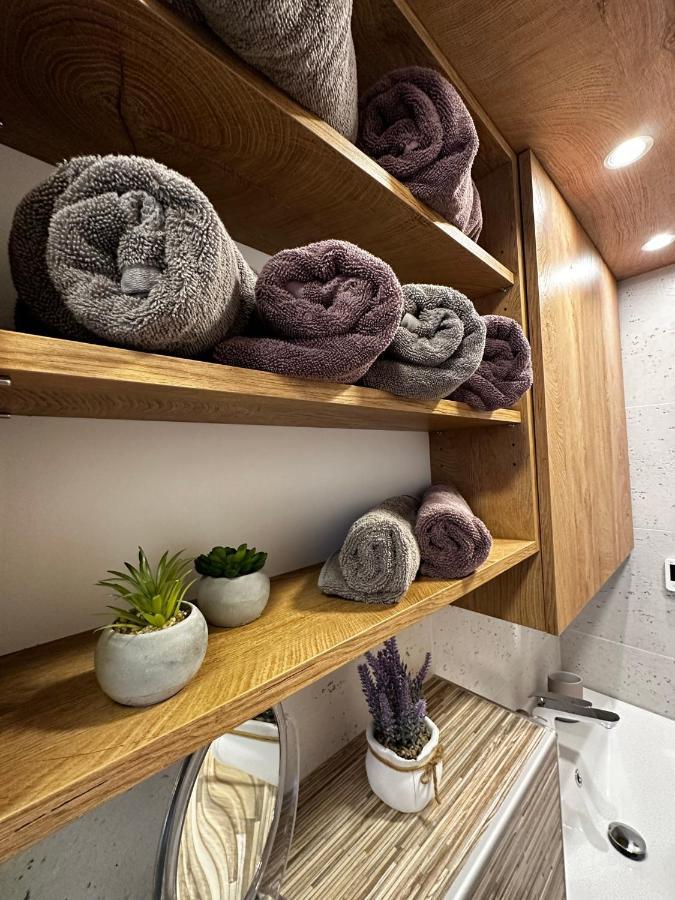 Apartman Veronika Vrsi Bagian luar foto